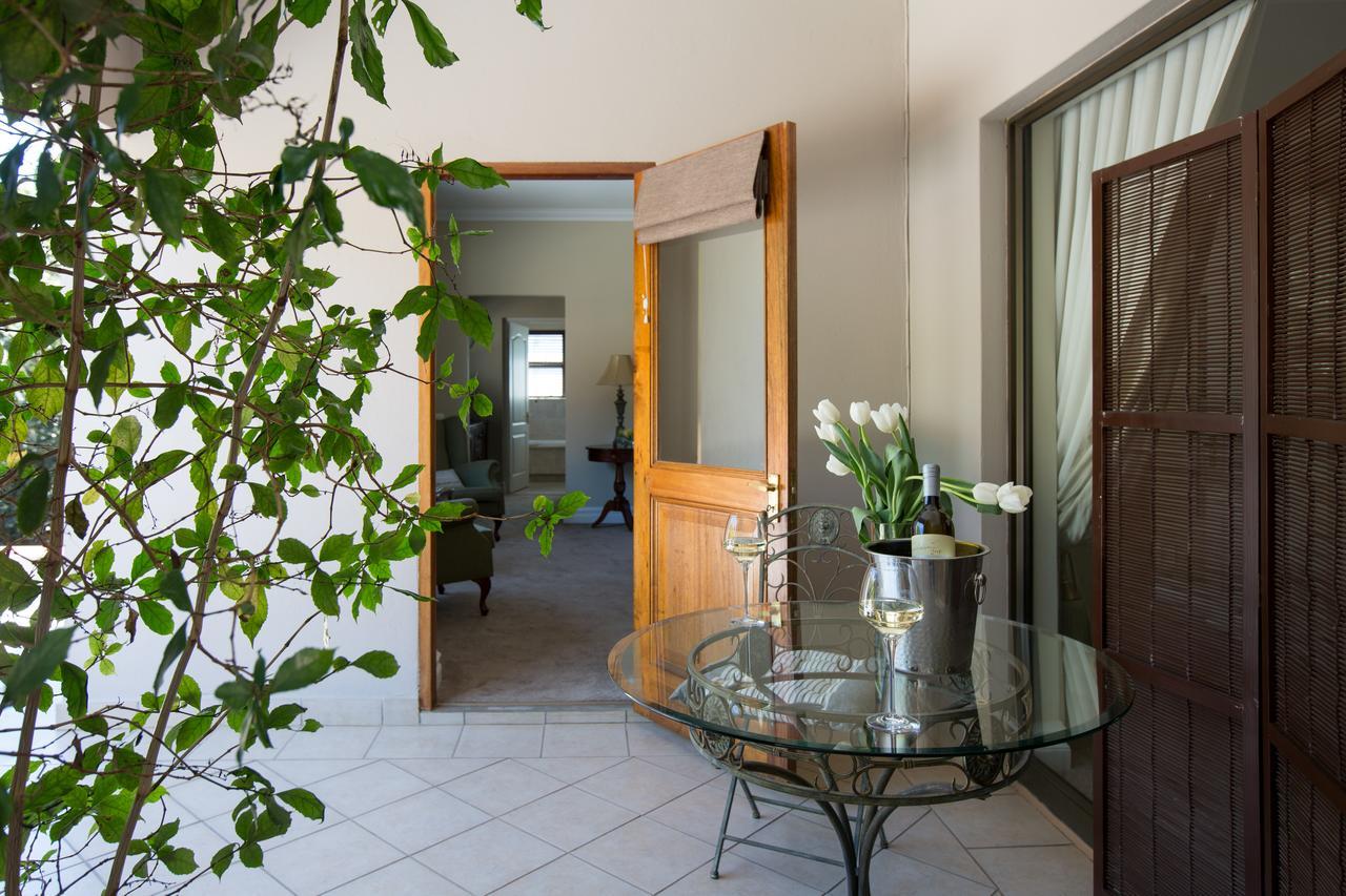 58 On Hume Bed and Breakfast Johannesburg Buitenkant foto